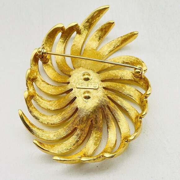 MONET Swirled Floral Pin Gold Tone Textured Nature Garden Trees Flowers Classic - Picture 7 of 7